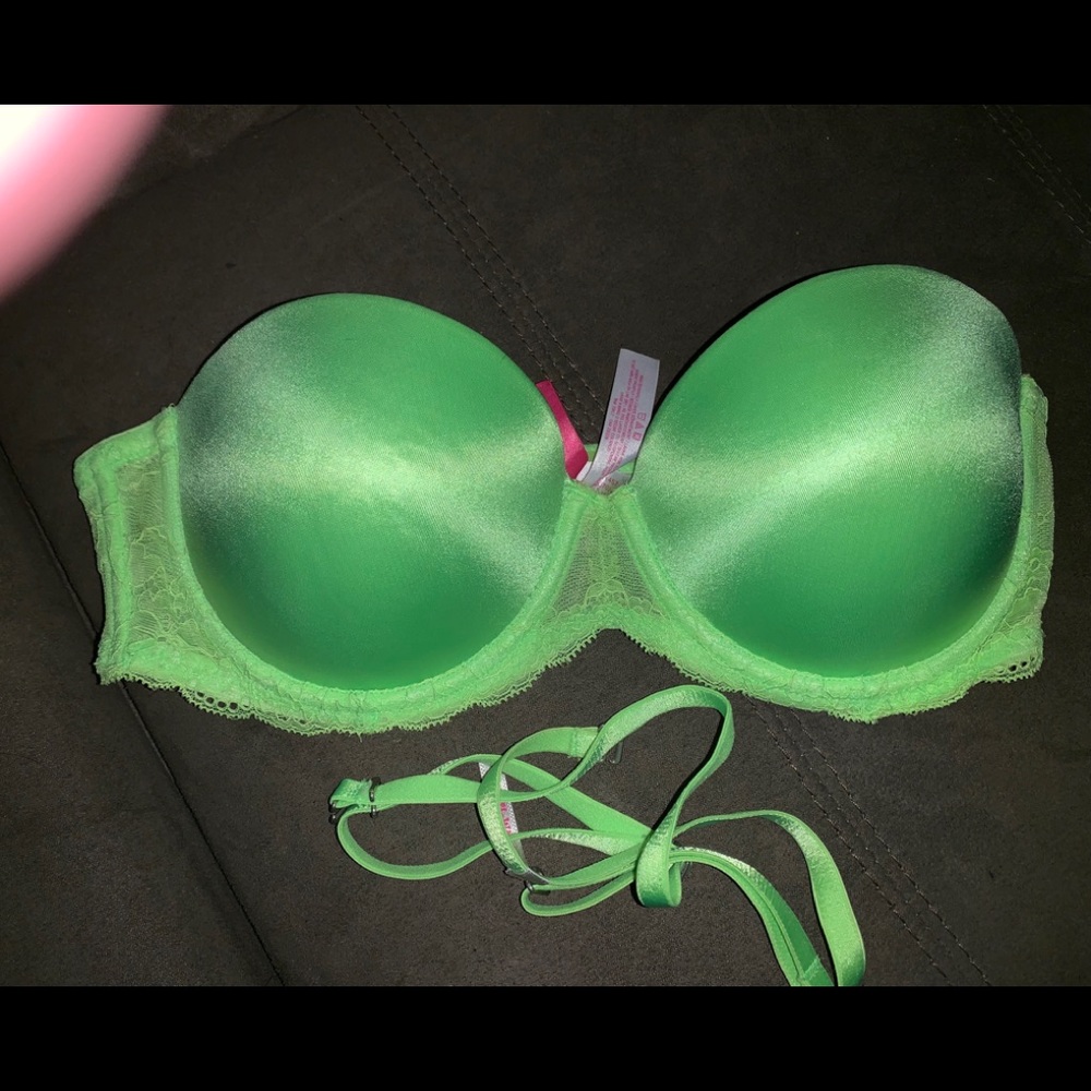 VS strapless bra